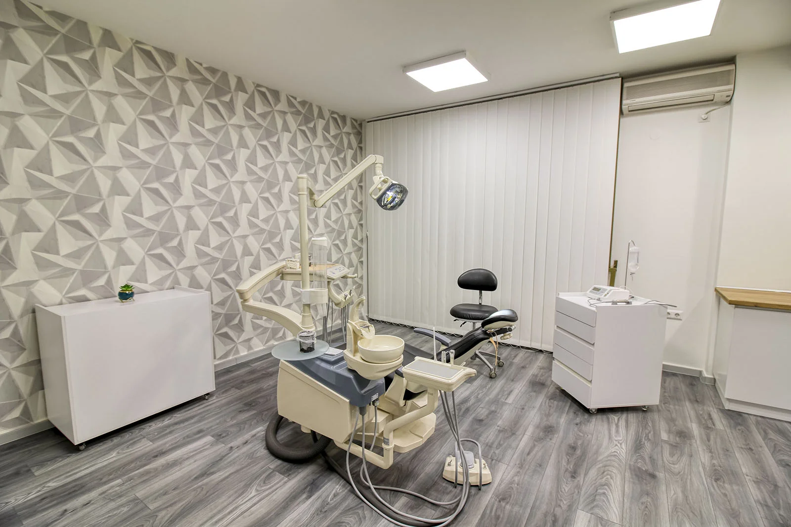 Smile & DesigN surgery